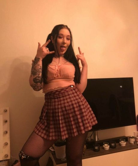 Naakte gelekte OnlyFans-foto van Anastasiamcqueen