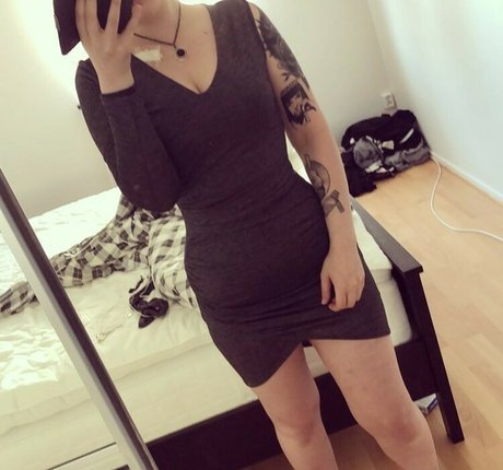 Naakte gelekte OnlyFans-foto van Anastasiamcqueen