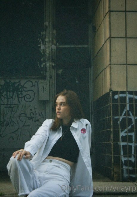 Naakte gelekte OnlyFans-foto van Ynayrp