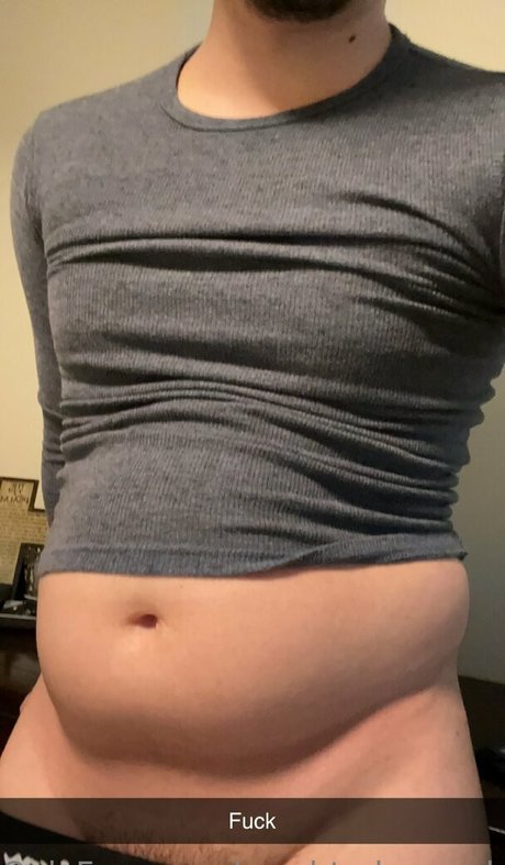 Naakte gelekte OnlyFans-foto van Usedtohaveabs