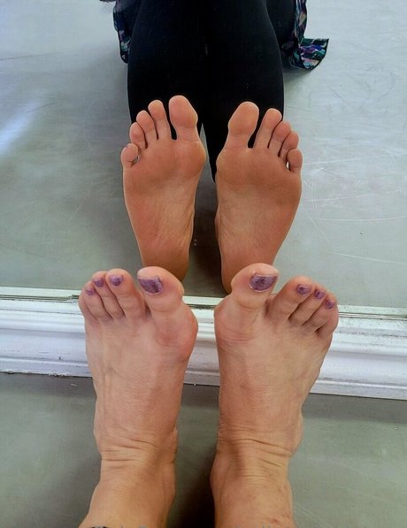 Naakte gelekte OnlyFans-foto van Ballettwinkletoes
