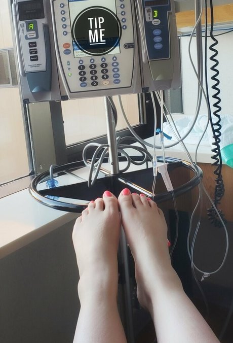 Naakte gelekte OnlyFans-foto van Lilmissnaaya