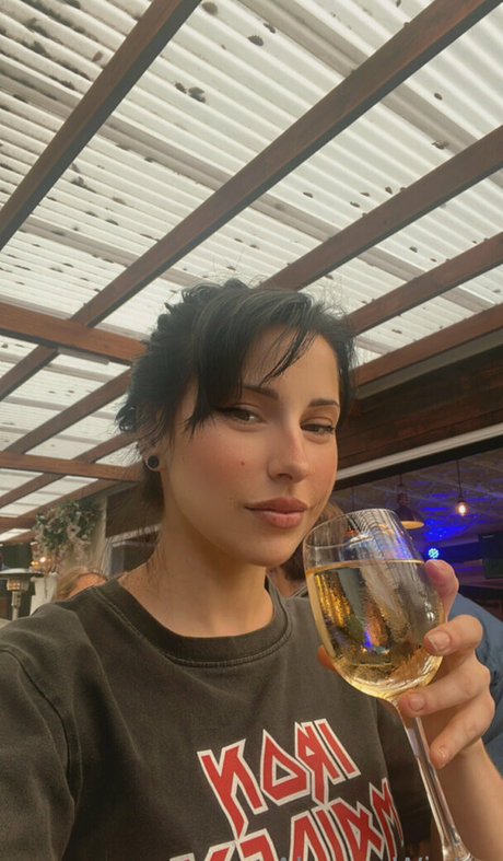 Naakte gelekte OnlyFans-foto van Alyssawintervip