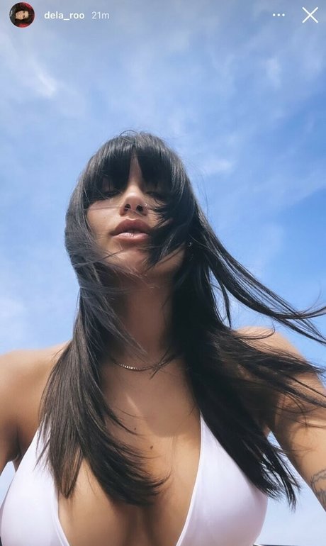 Naakte gelekte OnlyFans-foto van Delaroo