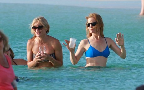 Naakte gelekte OnlyFans-foto van Leslie Mann