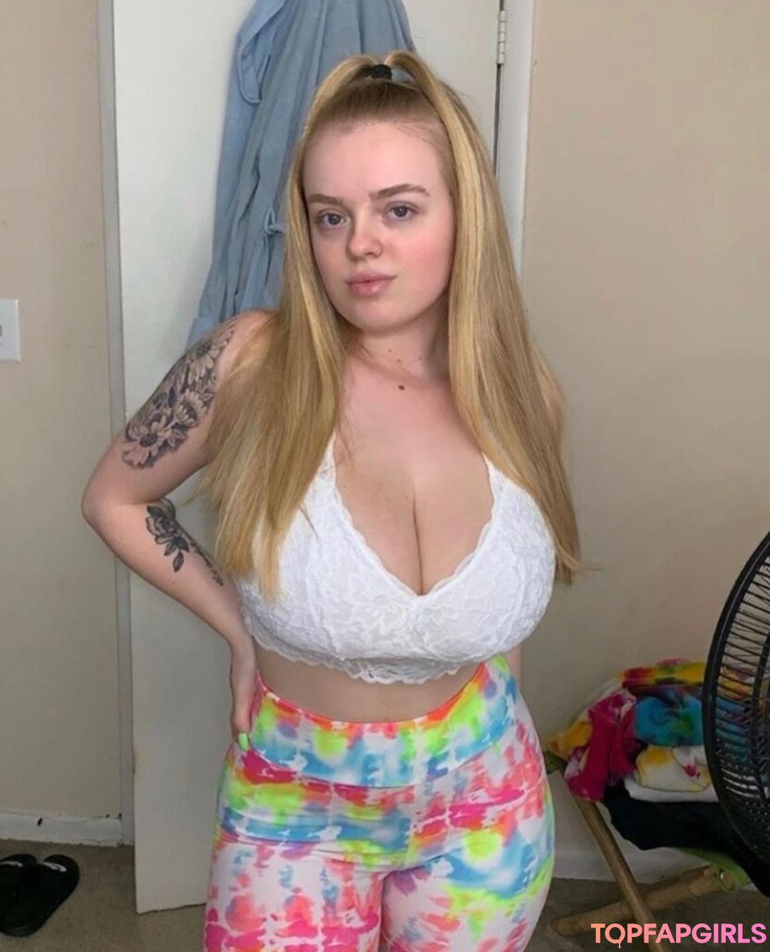 Naakte gelekte OnlyFans-foto van Playwithtayyy #203 Naakte gelekte OnlyFans-foto van Playwithtayyy #203