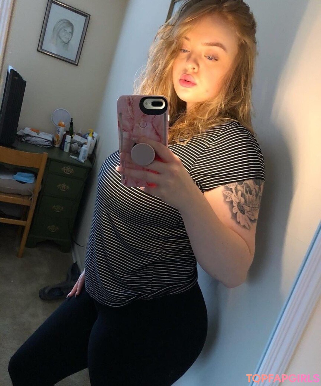 Naakte gelekte OnlyFans-foto van Playwithtayyy #365 Naakte gelekte OnlyFans-foto van Playwithtayyy #365