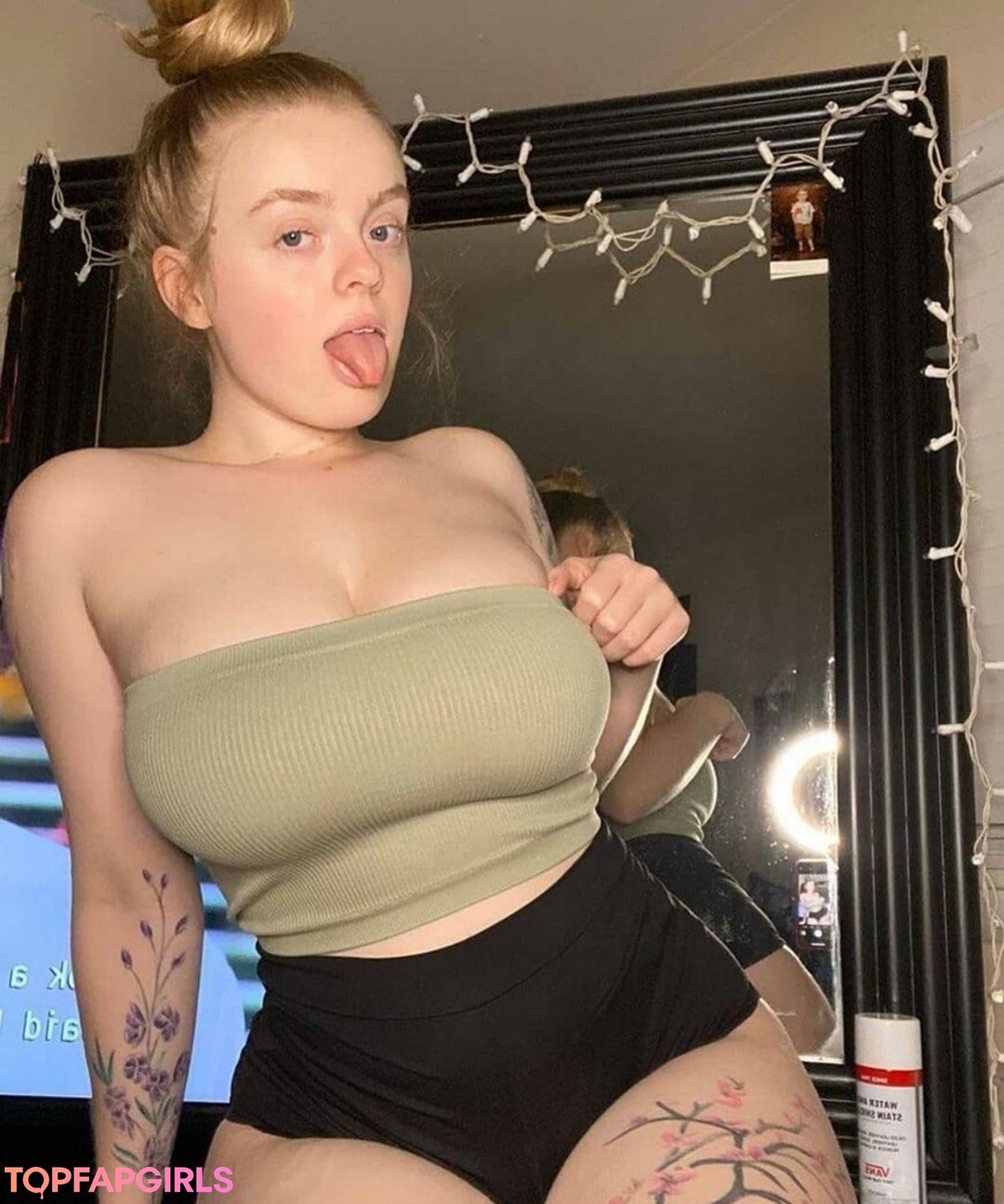 Naakte gelekte OnlyFans-foto van Playwithtayyy #52 Naakte gelekte OnlyFans-foto van Playwithtayyy #52
