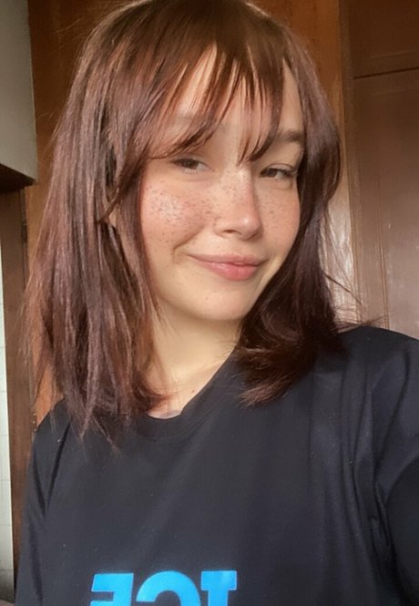 Naakte gelekte OnlyFans-foto van Sailllllormars