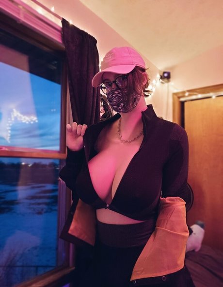 Naakte gelekte OnlyFans-foto van Kaydeguts
