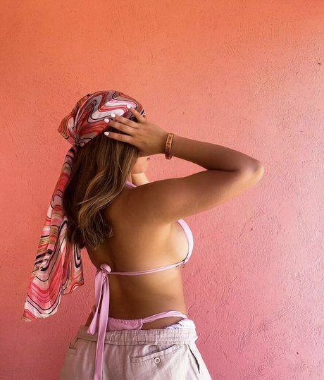 Naakte gelekte OnlyFans-foto van Angieespinozzza
