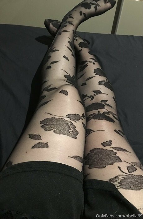 Naakte gelekte OnlyFans-foto van Bbella69
