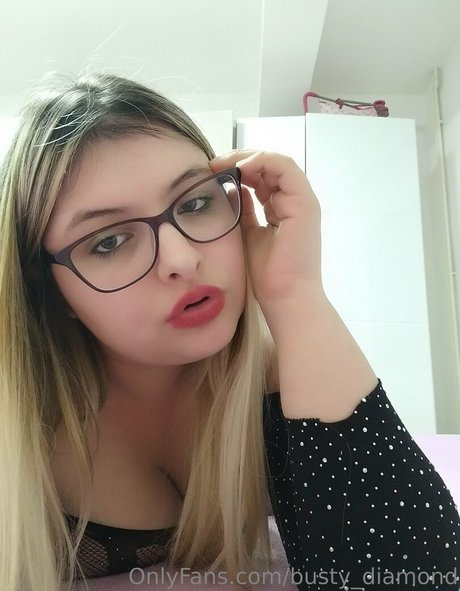 Busty_diamond