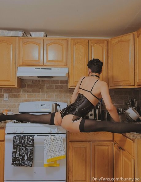Naakte gelekte OnlyFans-foto van Twinku