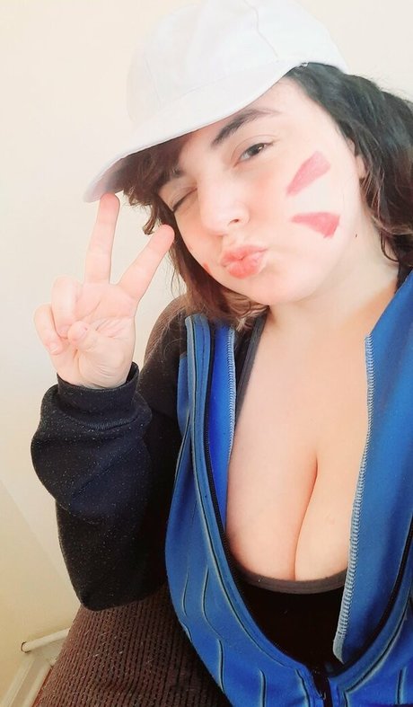 Naakte gelekte OnlyFans-foto van Nekomunchkin