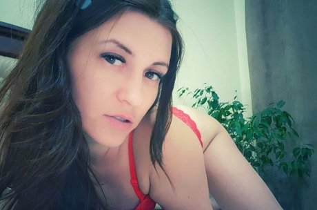 Naakte gelekte OnlyFans-foto van Veronikavirt
