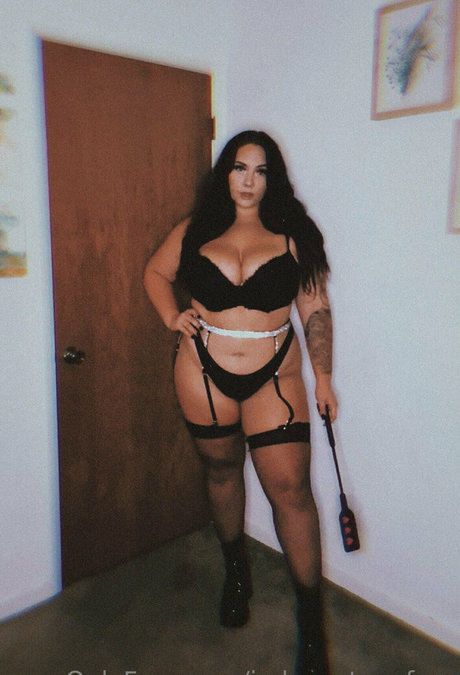 Naakte gelekte OnlyFans-foto van Jadynnstonefree