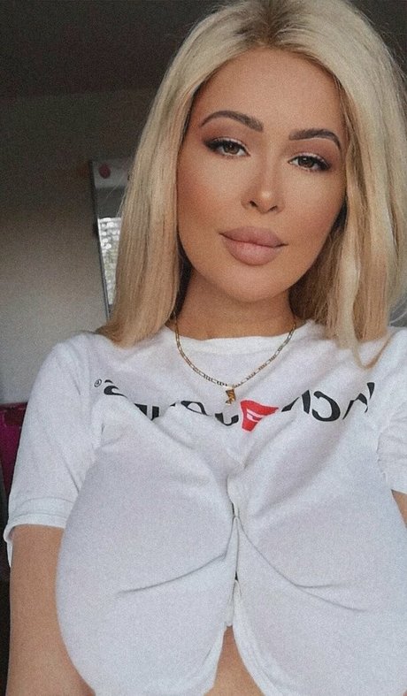 Naakte gelekte OnlyFans-foto van Missliapromos