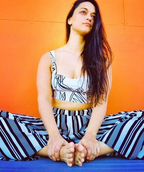 Naakte gelekte OnlyFans-foto van Sara Tomko