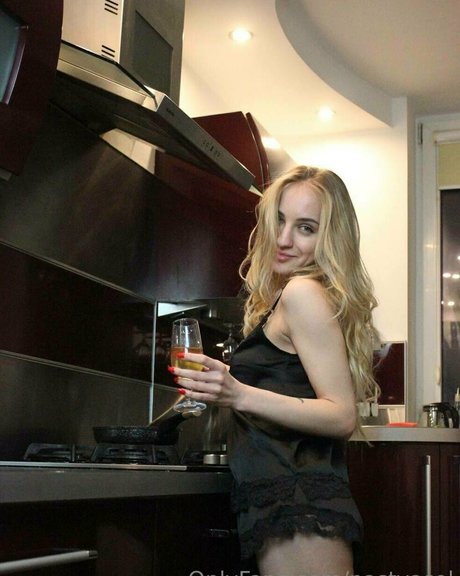 Naakte gelekte OnlyFans-foto van Nastyasol