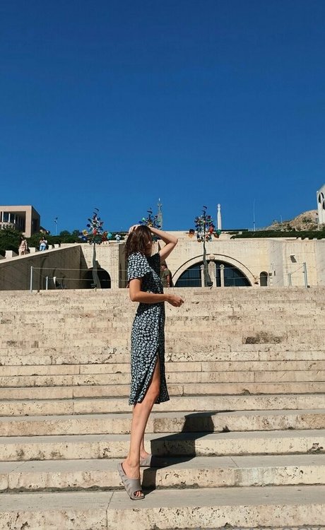 Naakte gelekte OnlyFans-foto van Anntallogy