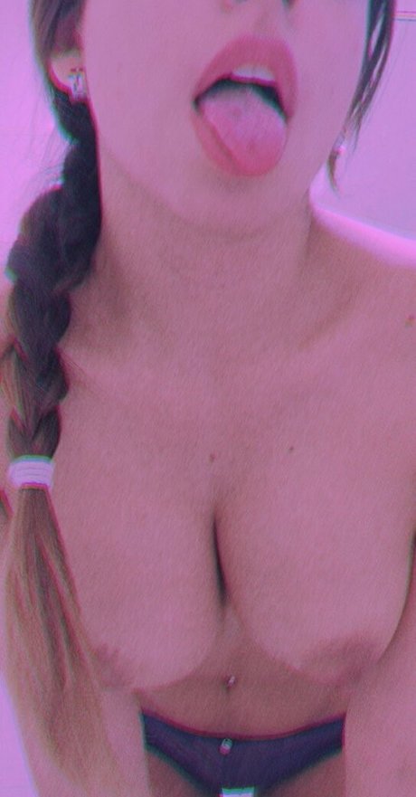 Naakte gelekte OnlyFans-foto van Pizzaalien