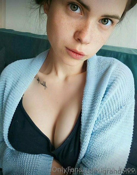 Naakte gelekte OnlyFans-foto van Ginabooo