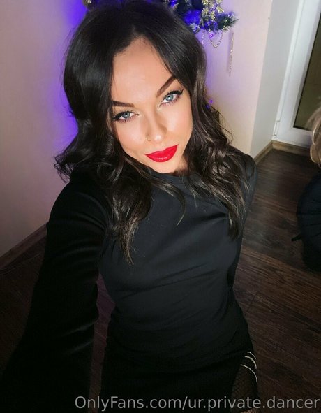 Naakte gelekte OnlyFans-foto van Urrprivatedance