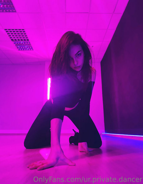Naakte gelekte OnlyFans-foto van Urrprivatedance