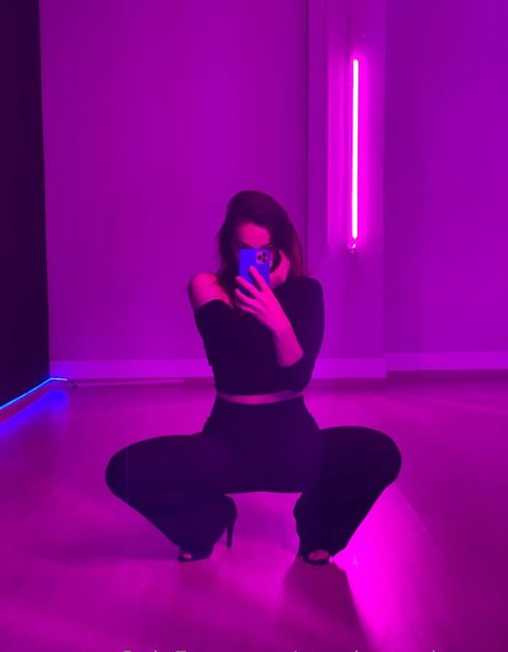 Naakte gelekte OnlyFans-foto van Urrprivatedance