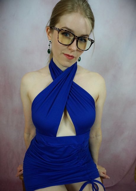 Naakte gelekte OnlyFans-foto van Datottergirl