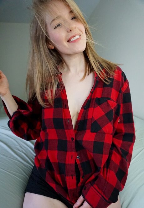 Naakte gelekte OnlyFans-foto van Datottergirl