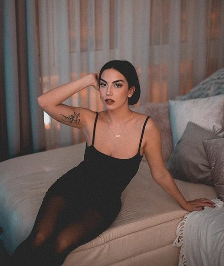 Naakte gelekte OnlyFans-foto van Maria Valero