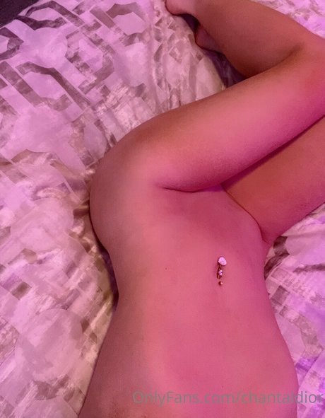 Naakte gelekte OnlyFans-foto van Chantelcherie