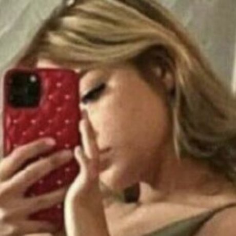Naakte gelekte OnlyFans-foto van Mariajulissa13