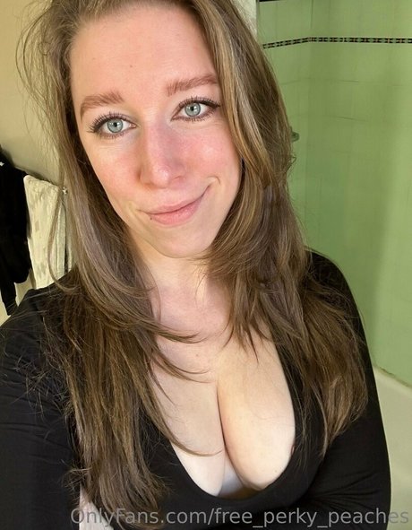 Naakte gelekte OnlyFans-foto van Freeperkypeaches