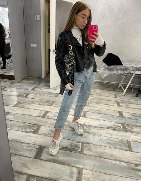 Naakte gelekte OnlyFans-foto van Maddysonbella