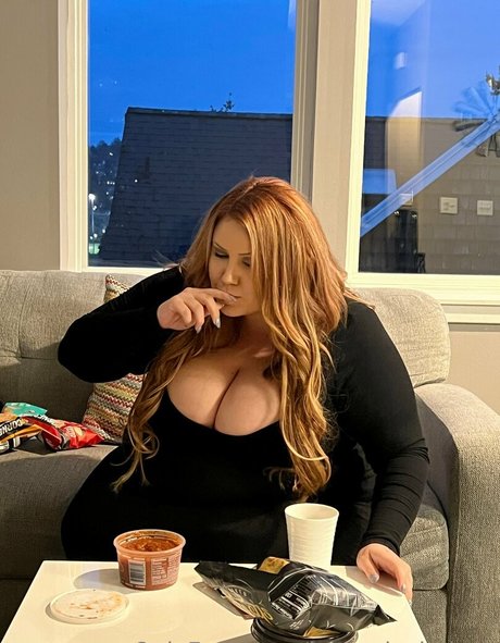 Naakte gelekte OnlyFans-foto van Laurenlushylush