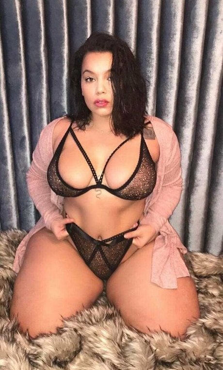 Naakte gelekte OnlyFans-foto van Kingstephvip