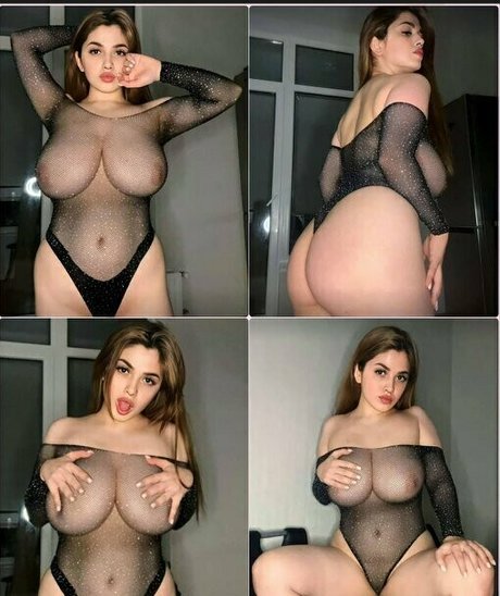 Naakte gelekte OnlyFans-foto van Alexakiss1