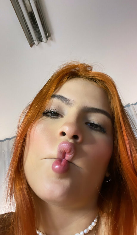 Naakte gelekte OnlyFans-foto van Mariadmar