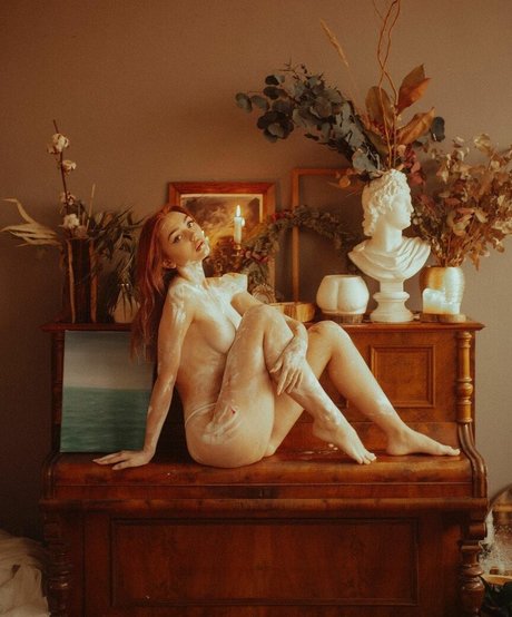 Naakte gelekte OnlyFans-foto van Princessyana