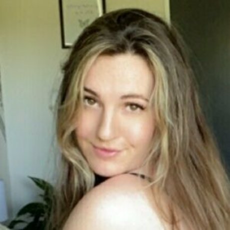 Naakte gelekte OnlyFans-foto van Danielle888