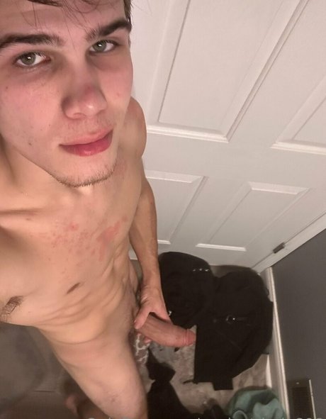 Naakte gelekte OnlyFans-foto van Coolestdude898