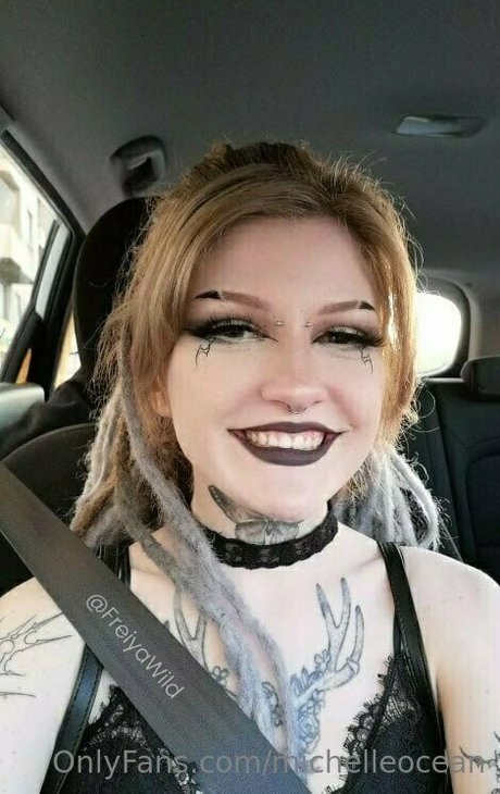 Naakte gelekte OnlyFans-foto van Michelleocean