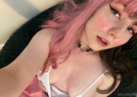 Naakte gelekte OnlyFans-foto van Amyfreesky