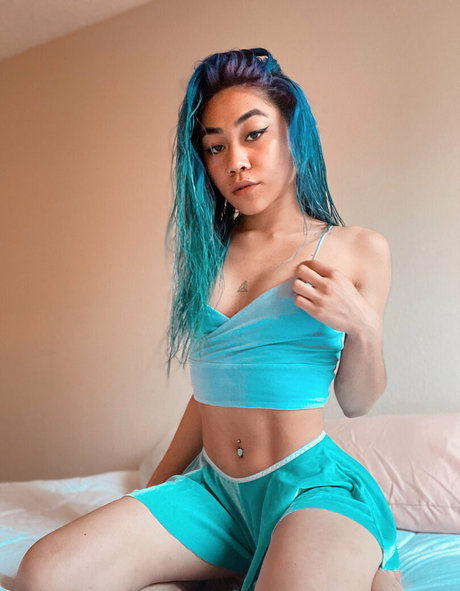 Naakte gelekte OnlyFans-foto van Solanasuniverse