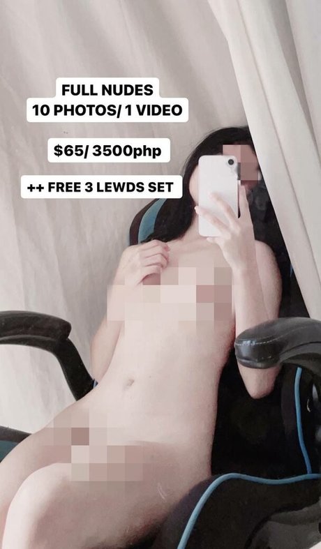 Naakte gelekte OnlyFans-foto van Akaricos
