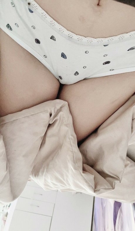 Naakte gelekte OnlyFans-foto van Akaricos