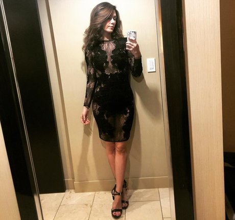 Naakte gelekte OnlyFans-foto van Jewel Staite